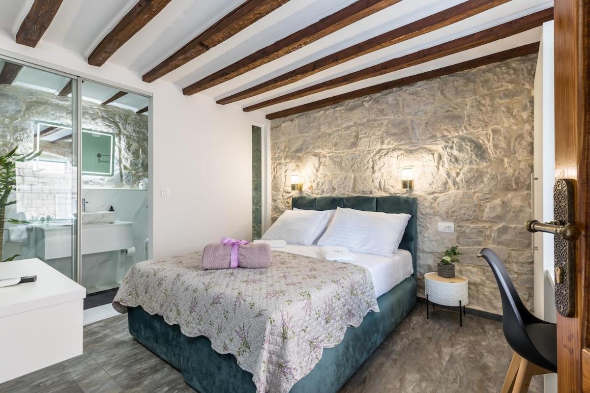 Bonbon Old Town Private En-Suite Room Split Exterior foto